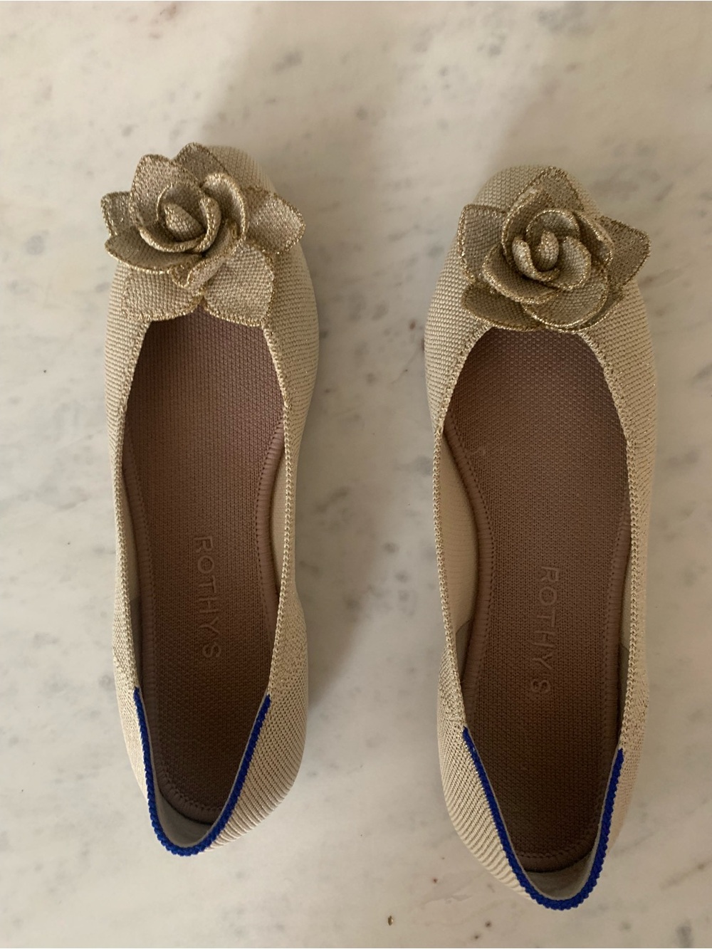 Rothy's Women's Beige Ballet Flat With Beautiful Flower On Top Size 8.5